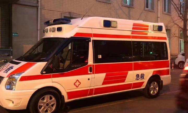 东兰县成人监护型护送